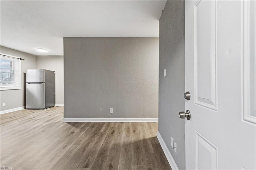 2504 Leo Street – photo 4