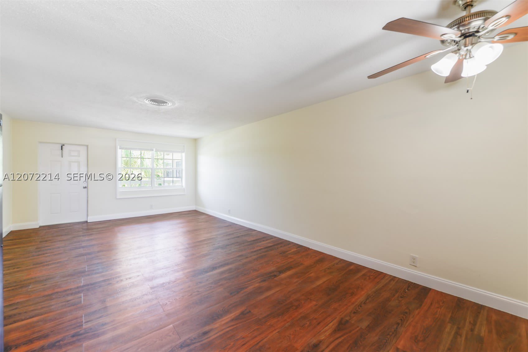 5420 NE 22nd Ter – photo 5