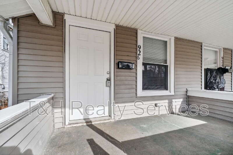 926 West 32nd Street – photo 4