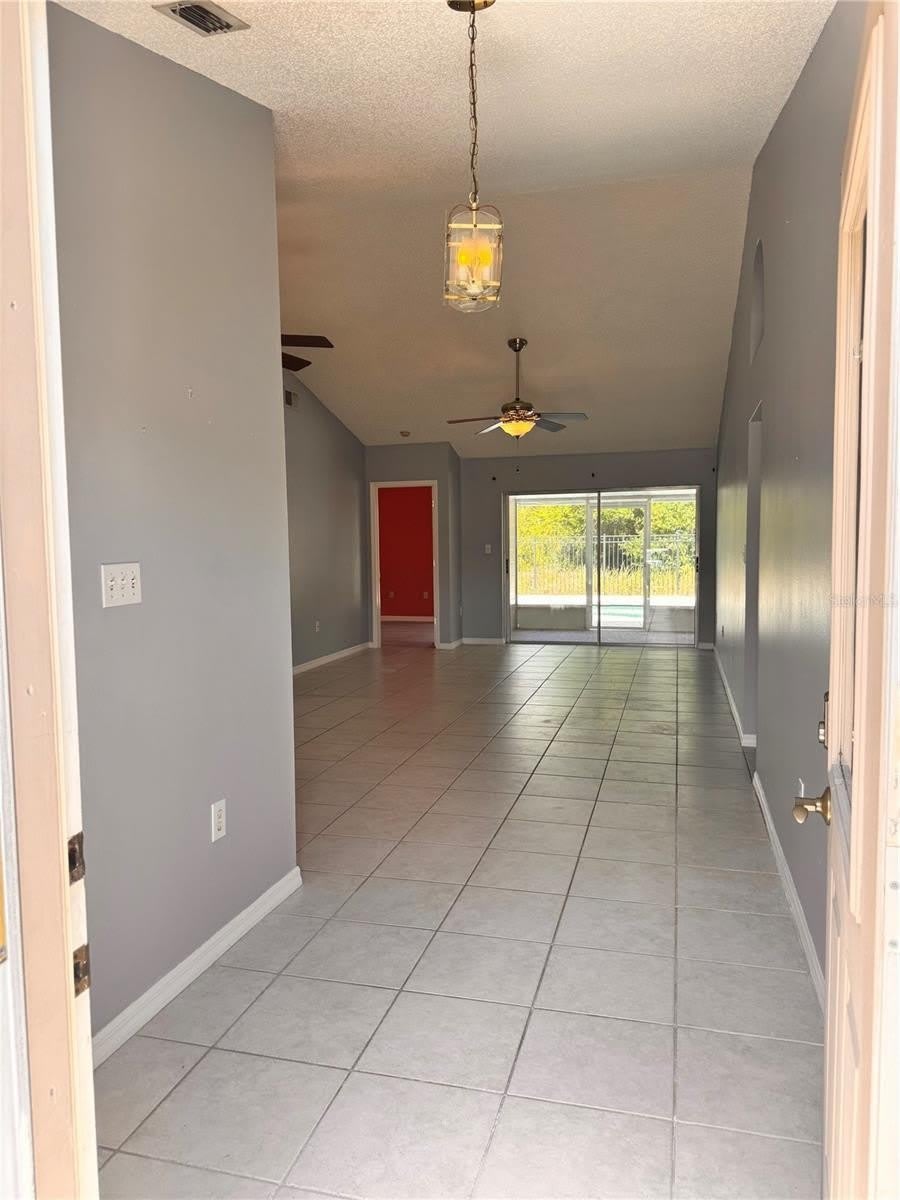 2070 SARAH LOUISE Drive – photo 3