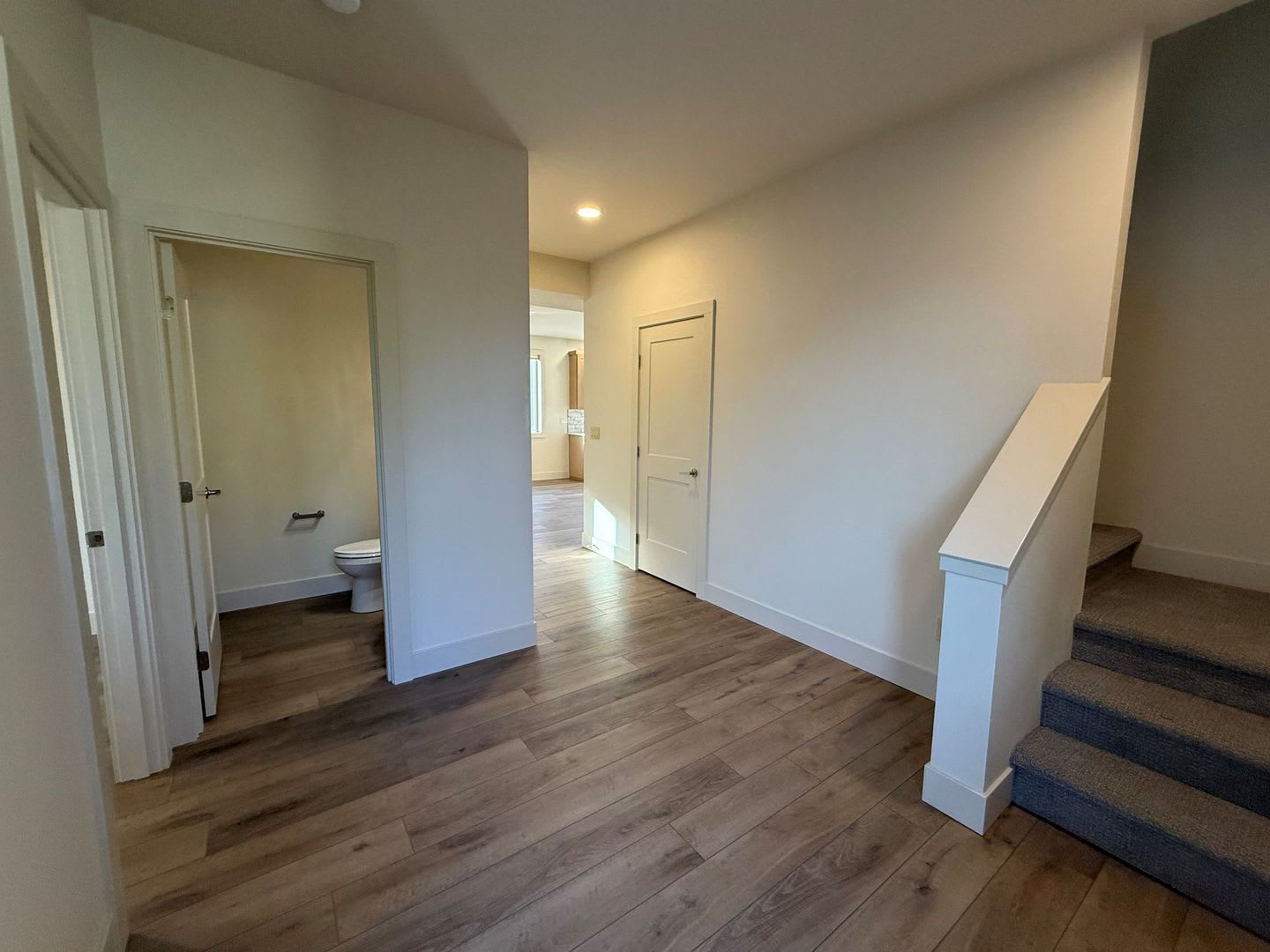 Now renting brand-new 3 bedroom, one Study/Den, 2.5 bathroom House – photo 3