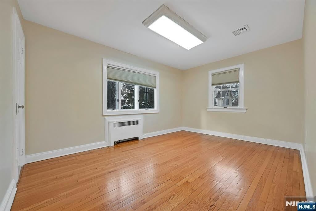 40 Clinton Avenue – photo 3