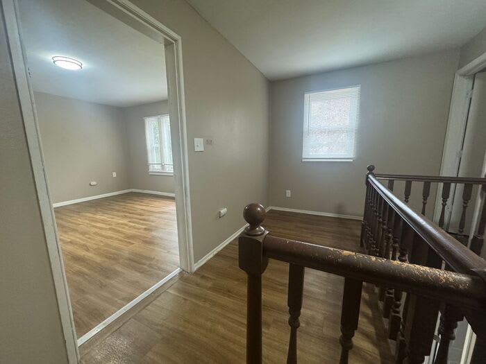 101 Scott Avenue – photo 3