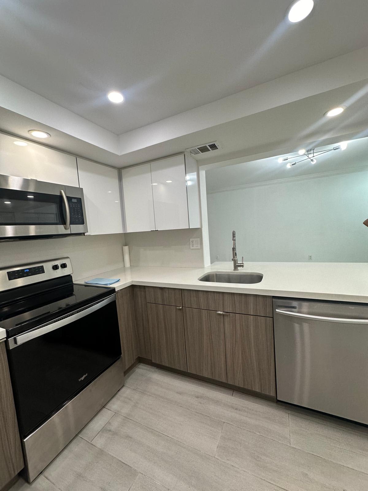 9725 Fontainebleau Boulevard – photo 3