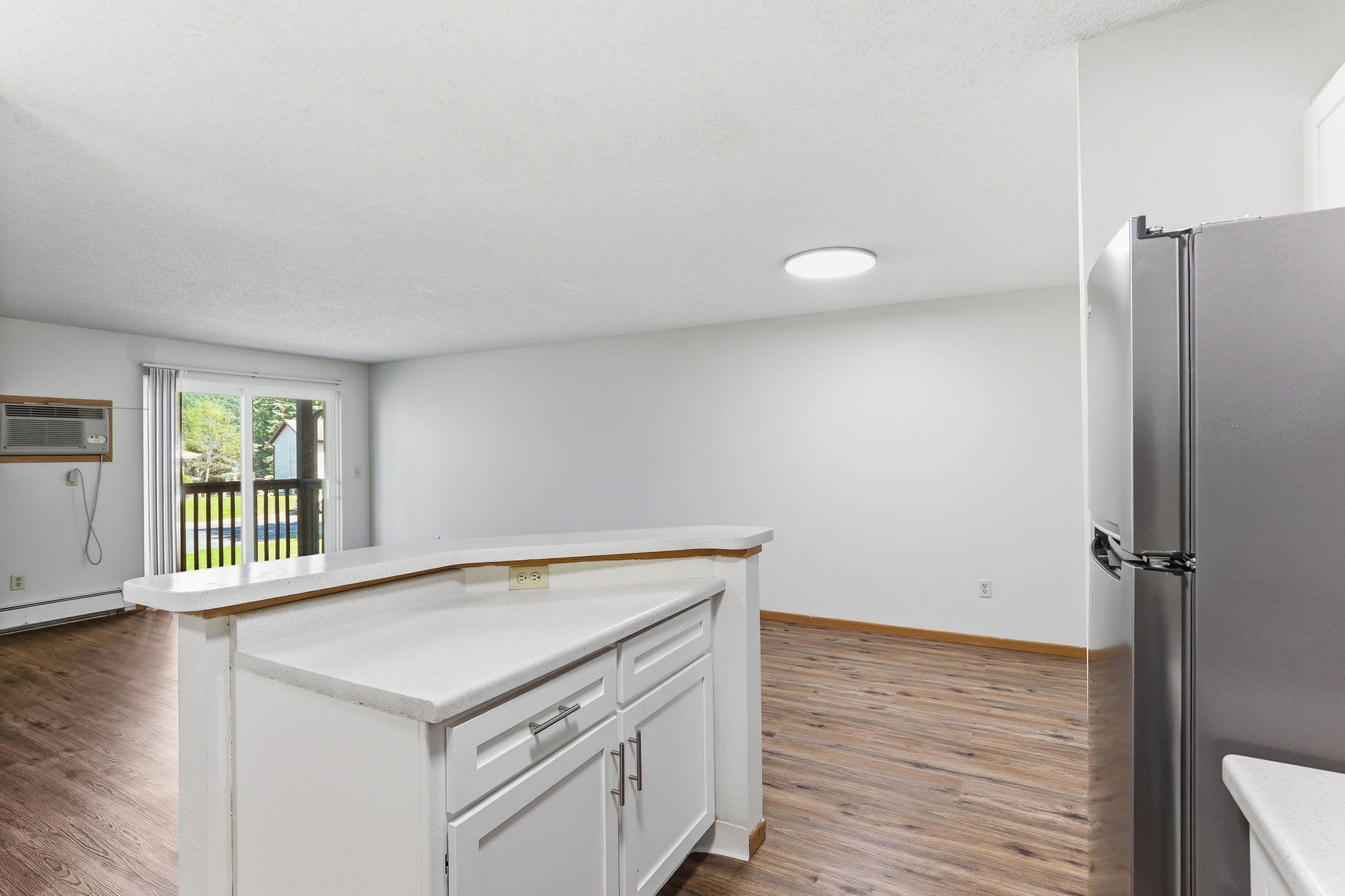 16724 Brunswick Avenue Southeast – photo 5