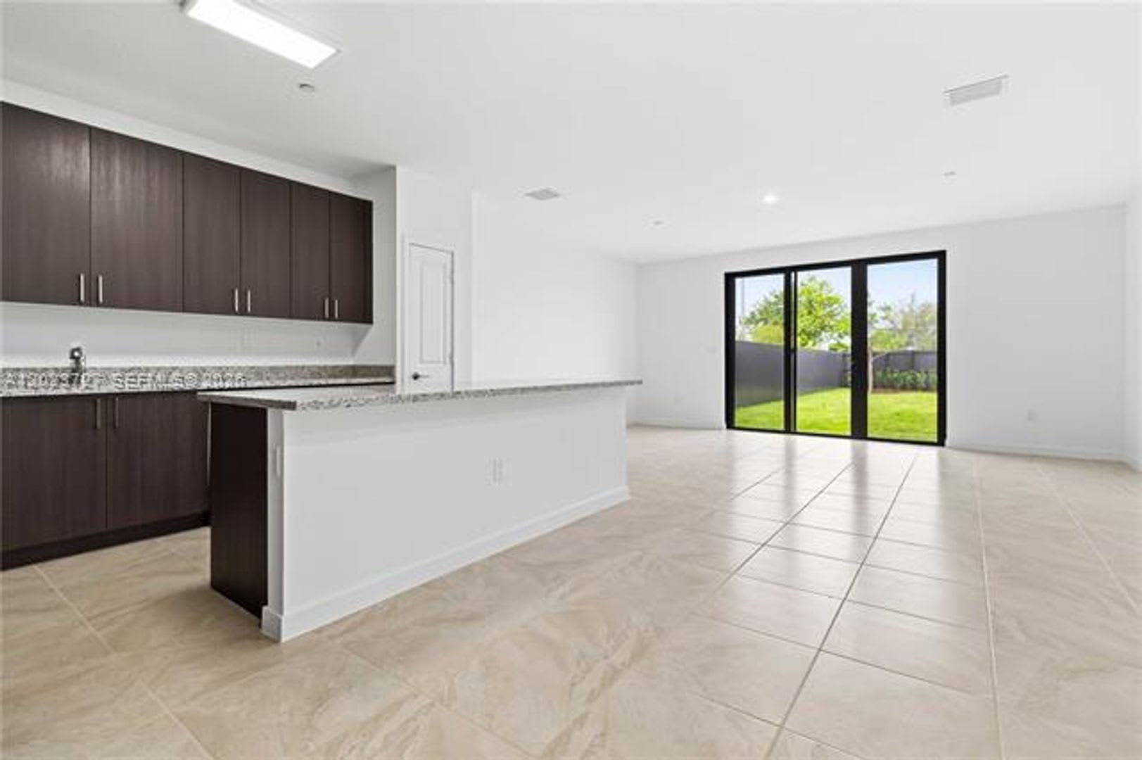 22348 SW 115 Ct th 22348, Miami, FL 33170 – photo 4