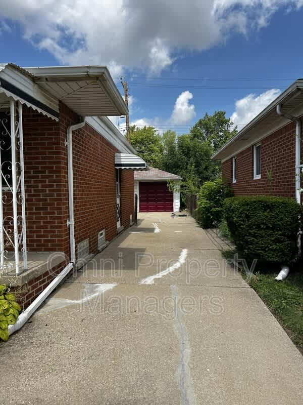 19431 Stephens Rd – photo 2