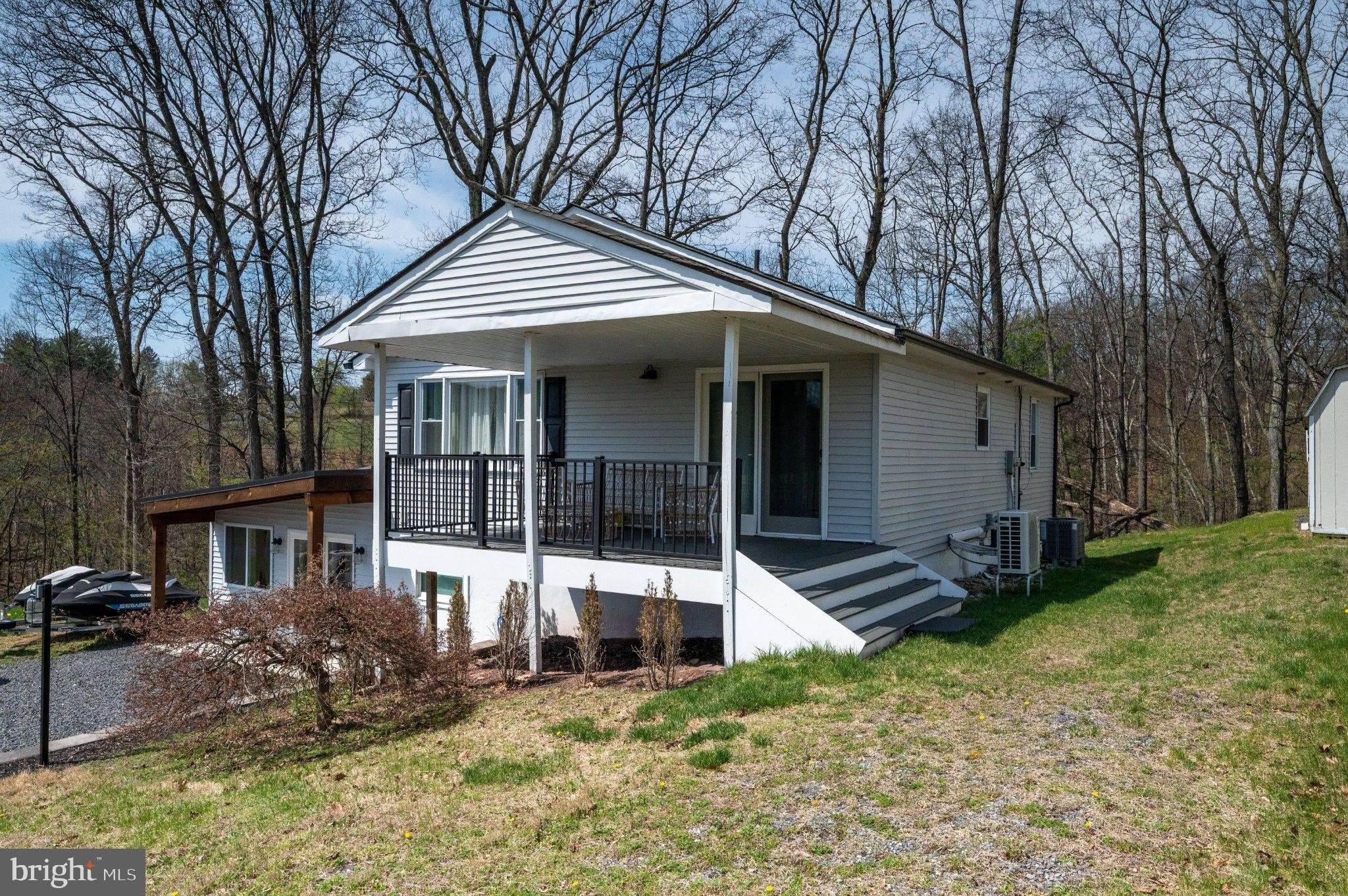 1342 STAG Drive – photo 4