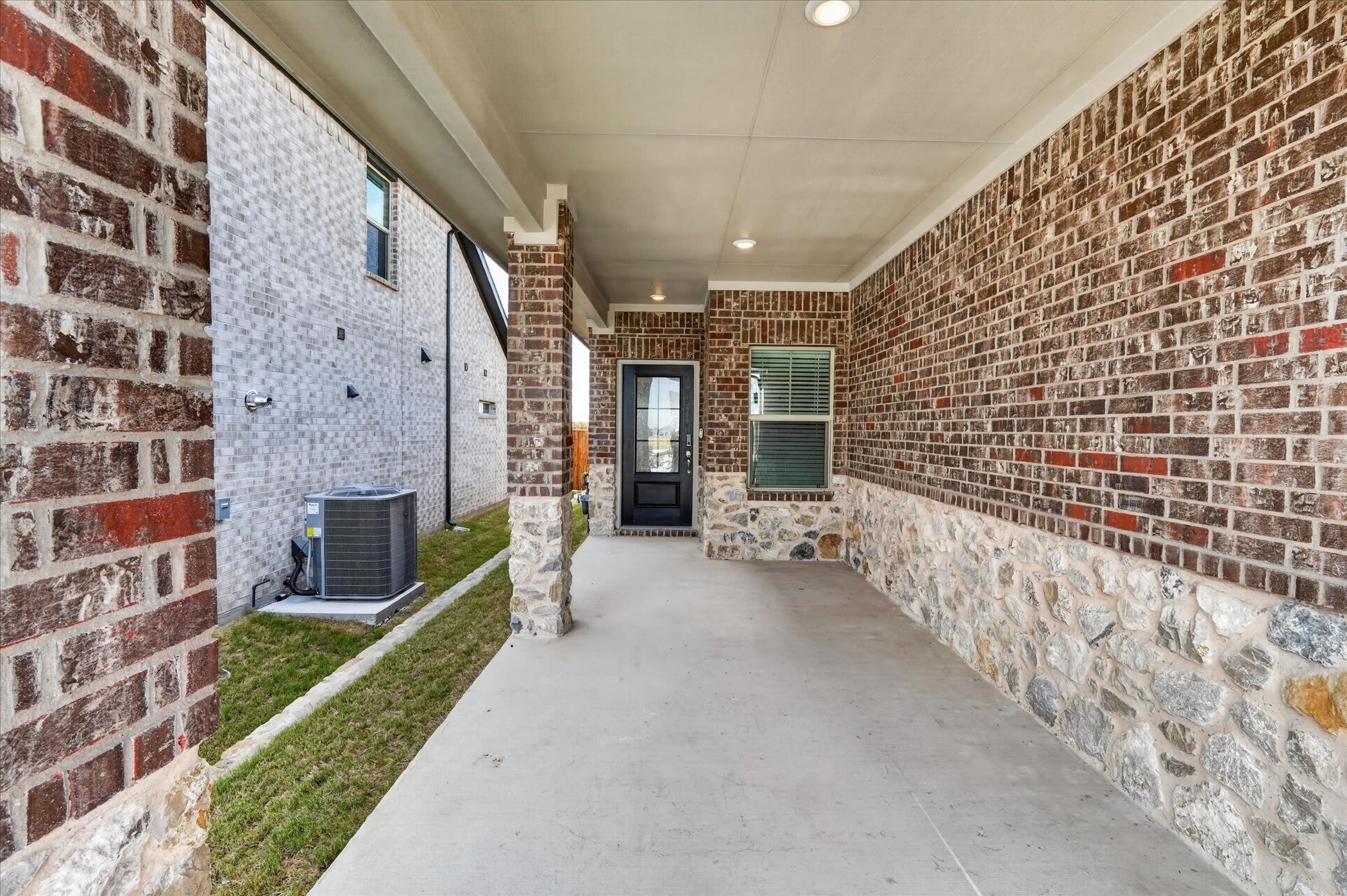 1616 Arches Road – photo 4