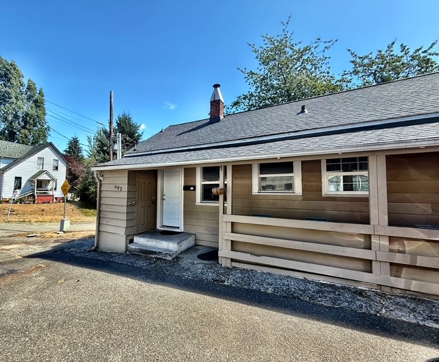 602 South Lafayette Avenue – photo 1