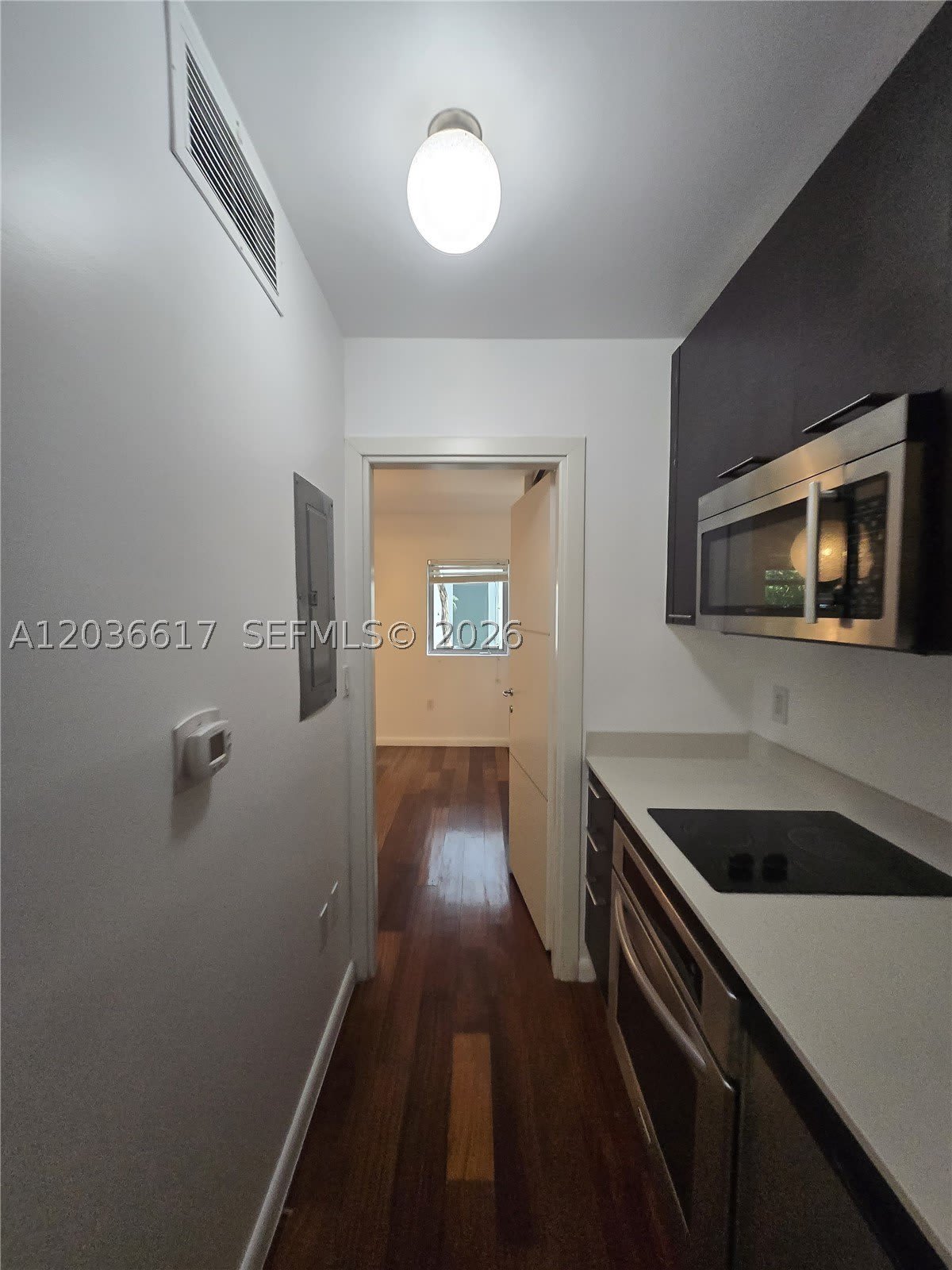 1560 Pennsylvania Ave – photo 1