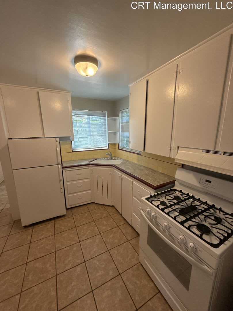 Charming 2 Bed Home Near Central Park – photo 2