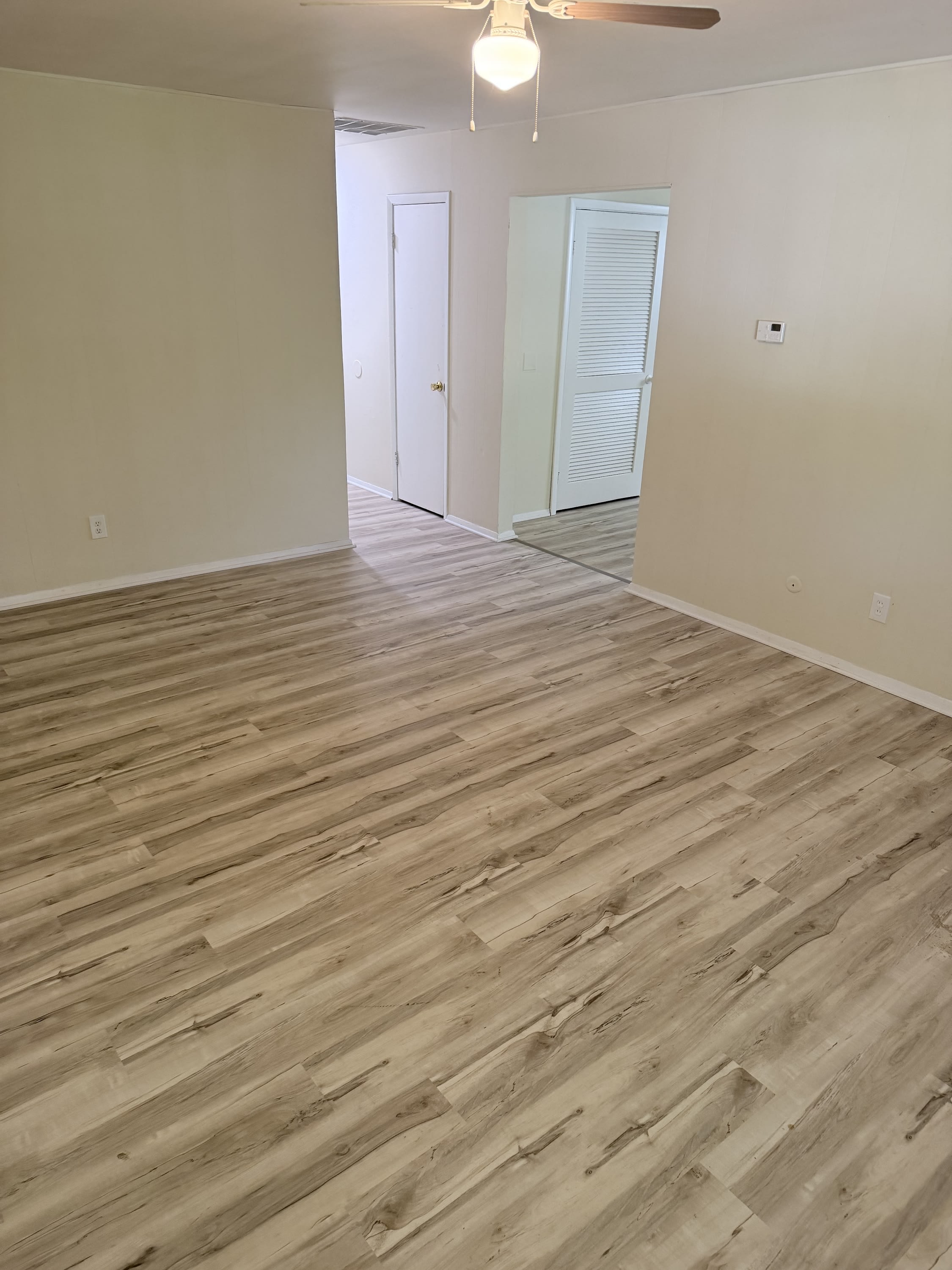 2420 Ulrich Avenue – photo 3