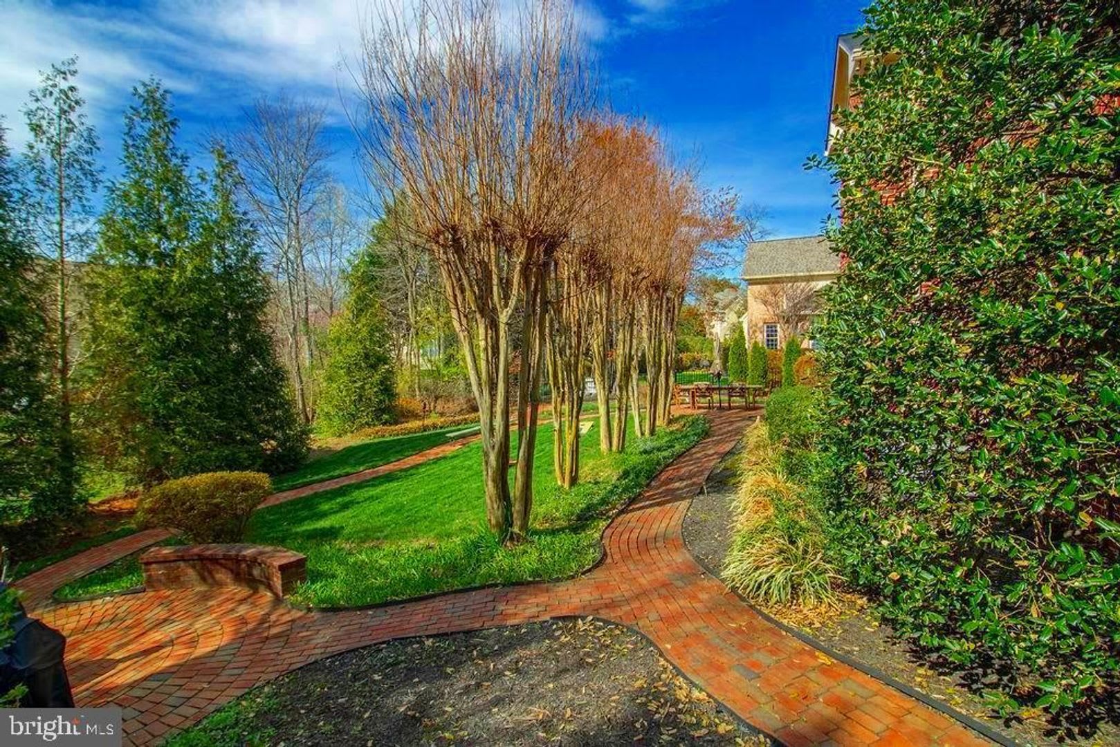 Welcome To 14932 Alpine Bay Loop A Beautifully Renovated All Brick Estate Home Located In The Prestigious Gated Community Of Lake Manassas In Gainesville – photo 5