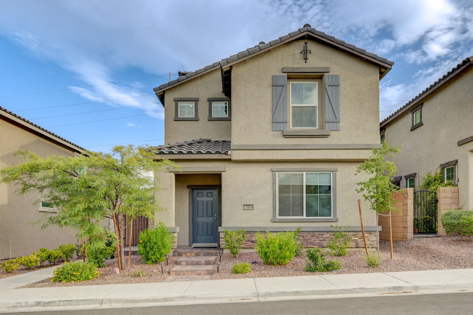 Beautiful Skye Canyon Home w/ 3rd Floor Living Suite – photo 2