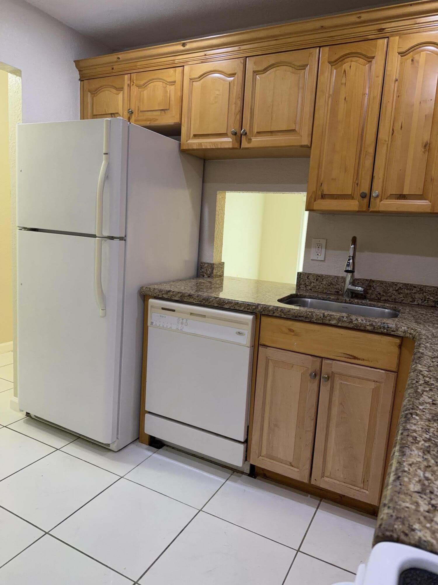 7850 Camino Real – photo 3