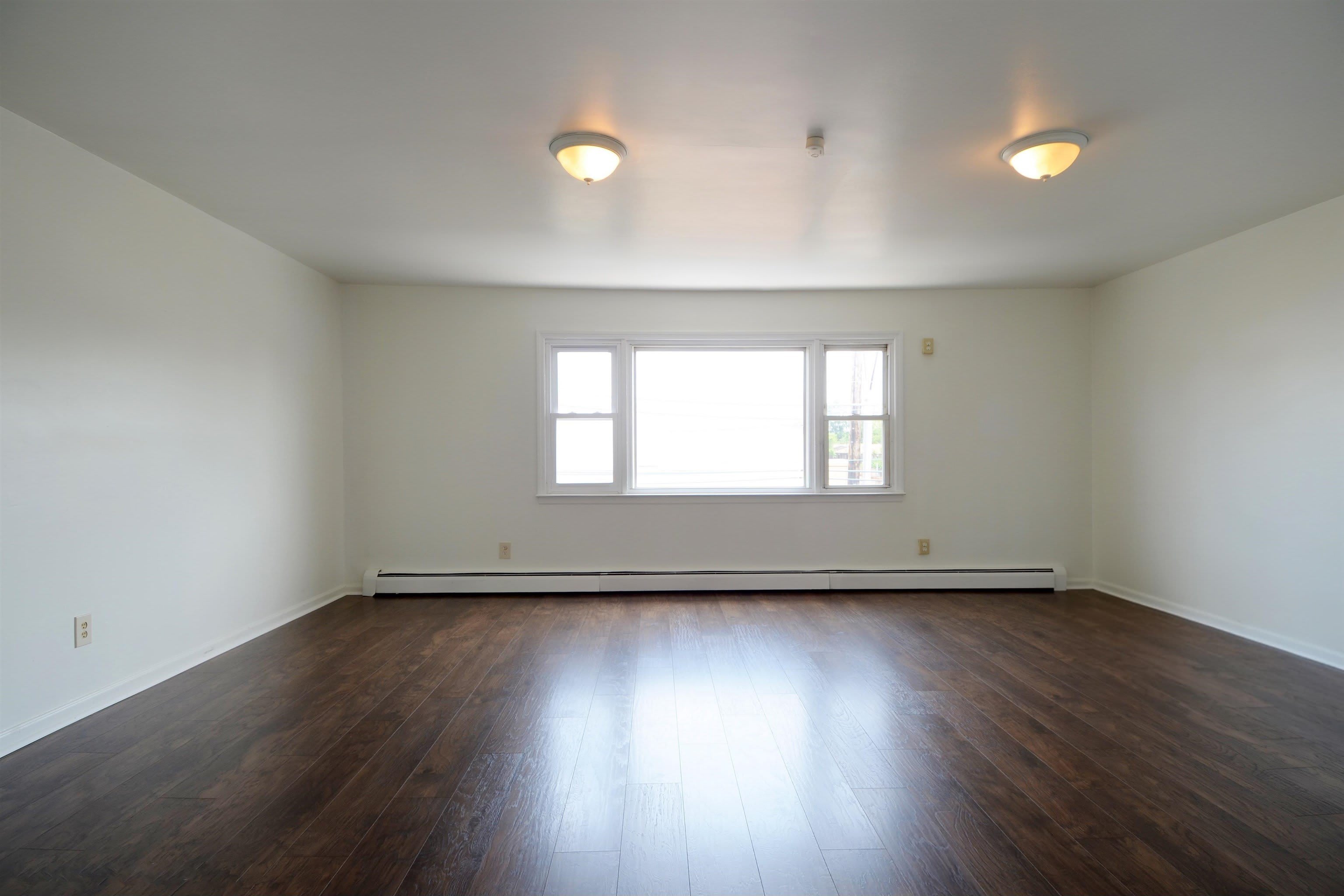 121 GARFIELD AVE – photo 3