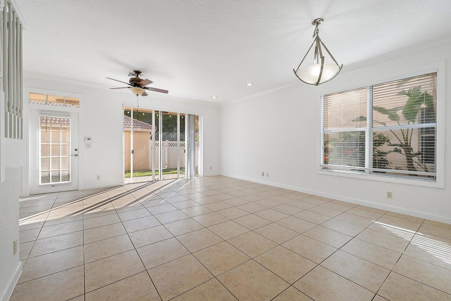 8050 Murano Circle – photo 4