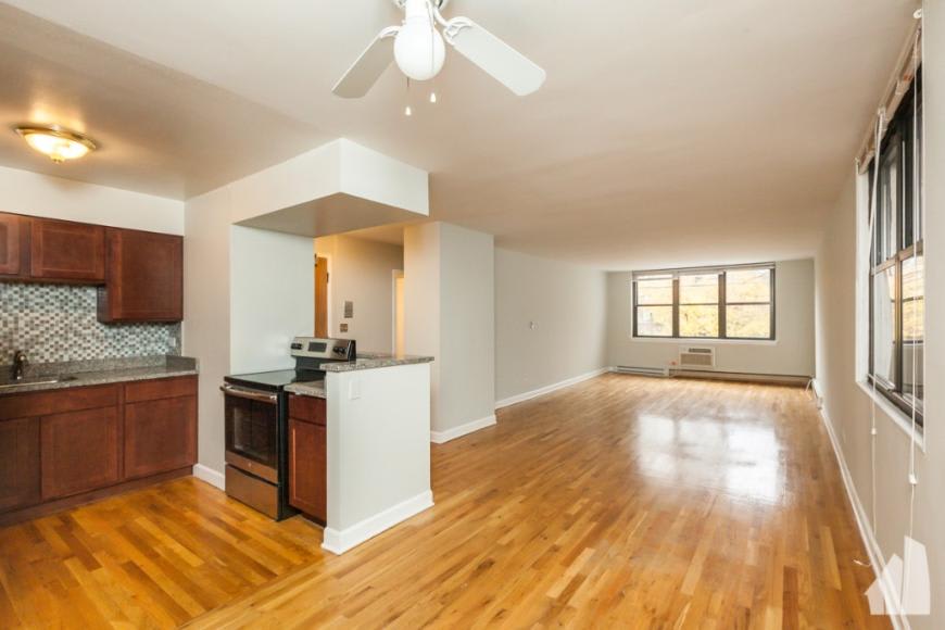 1446 N Dearborn St – photo 1