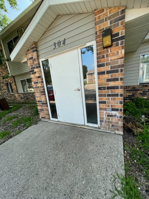 304 6Th St Sw – photo 1