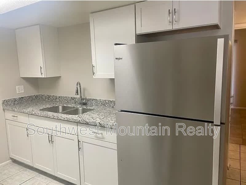 133 E Ingram St – photo 1