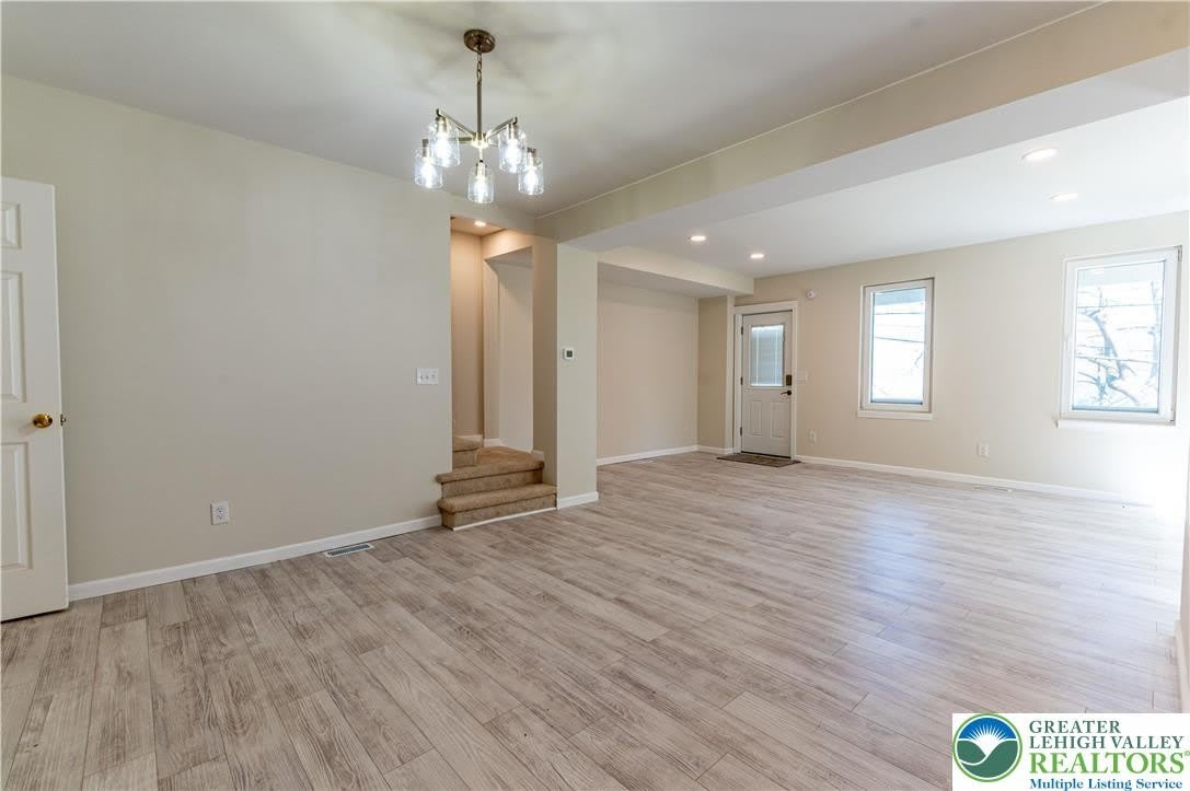 1156 William Street – photo 4