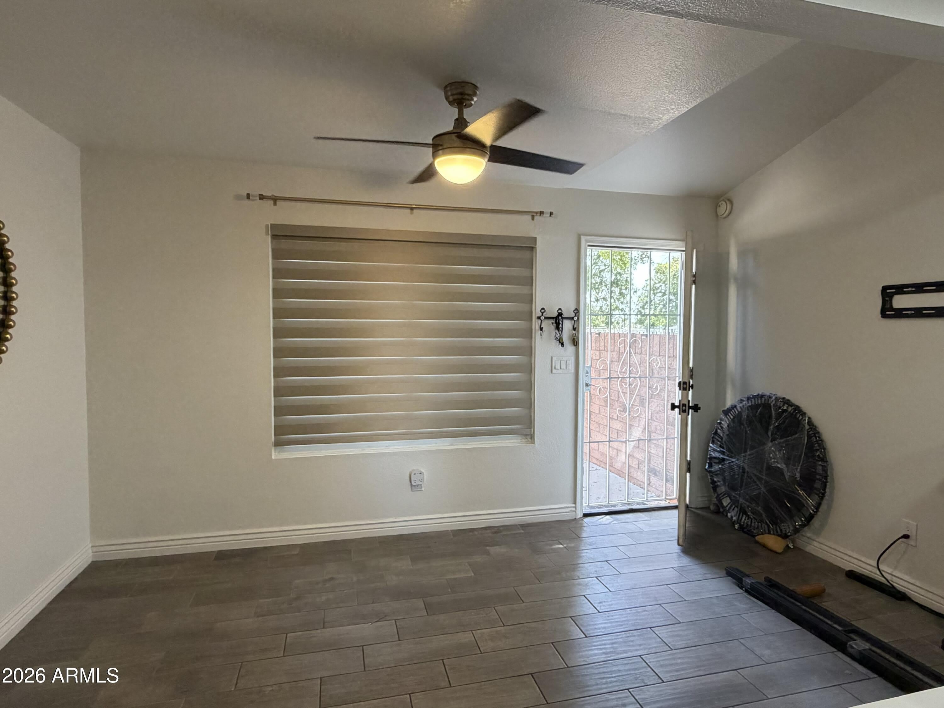 625 S WESTWOOD – photo 4
