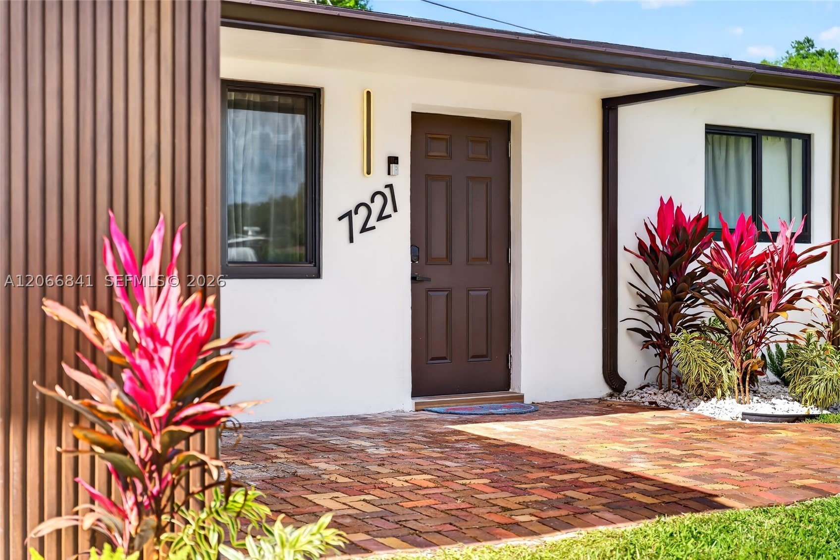 7221 Freedom St – photo 1