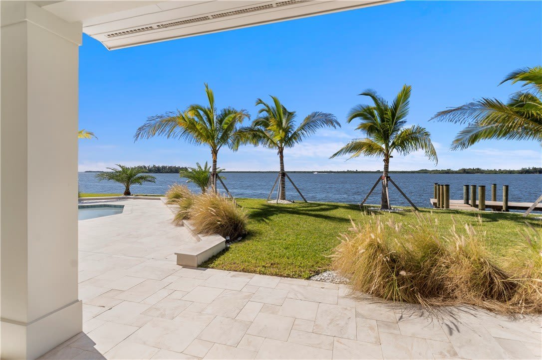526 Point Lane – photo 5