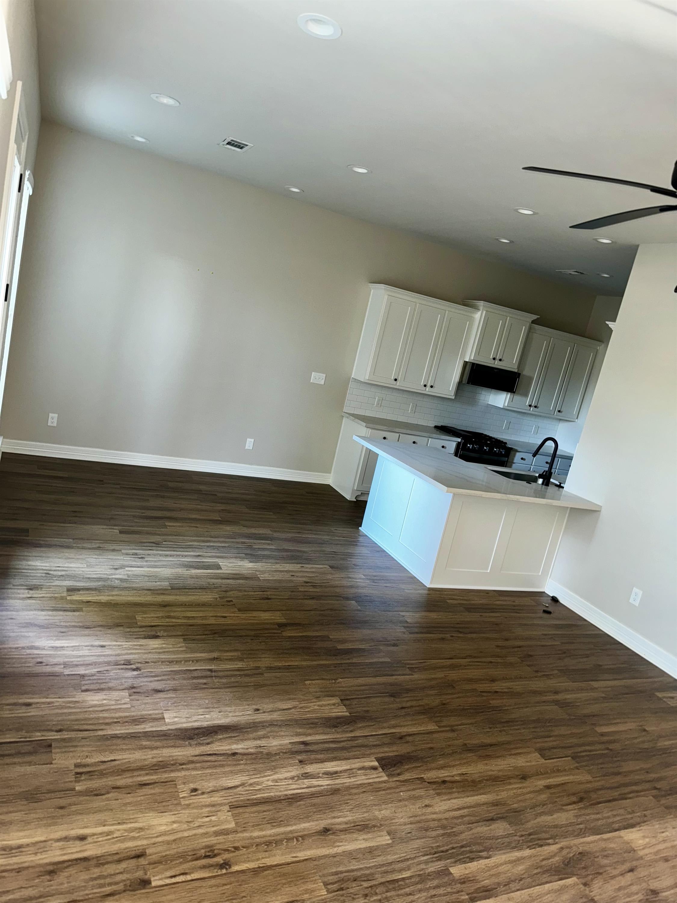 5100 Westgate Lane Unit 103 1 – photo 3