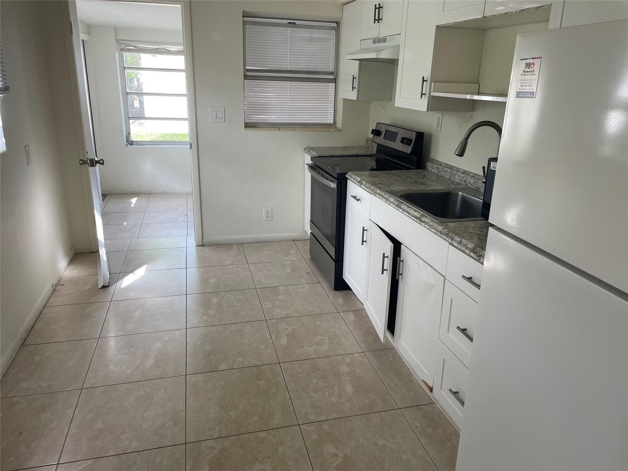 1635 Moffett Street – photo 5