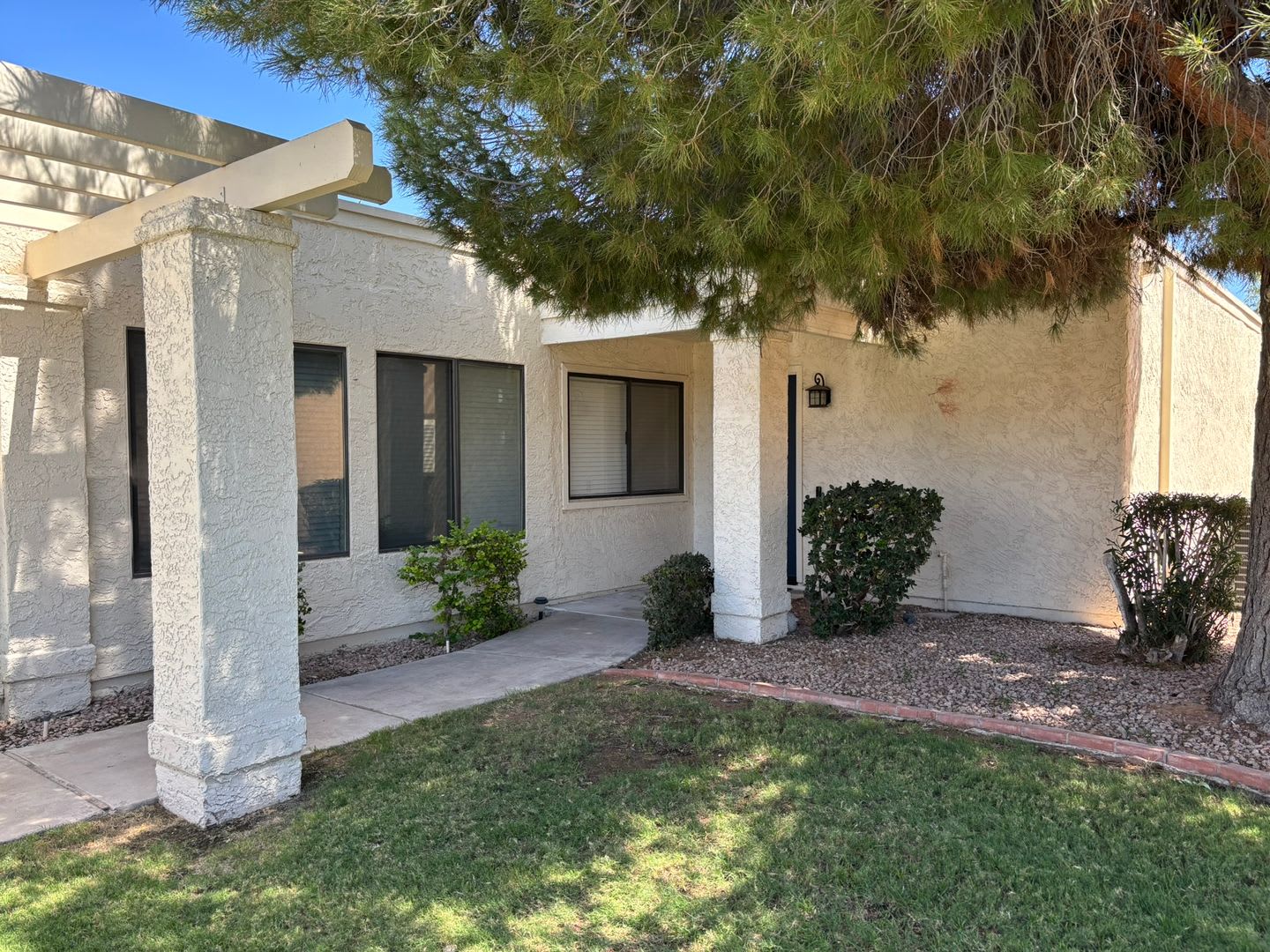 Discover A Well Maintained 2 Bedroom 2 Bath Home In Leisure World A 45 Active Adult Resort Community Available Available July August 2026 Then October 2026 – photo 2
