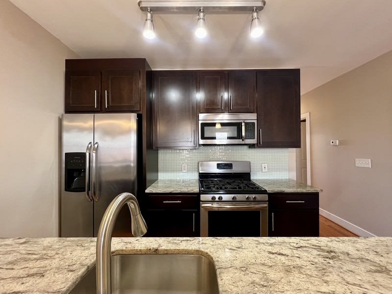 1353 Adams Street Northeast – photo 2