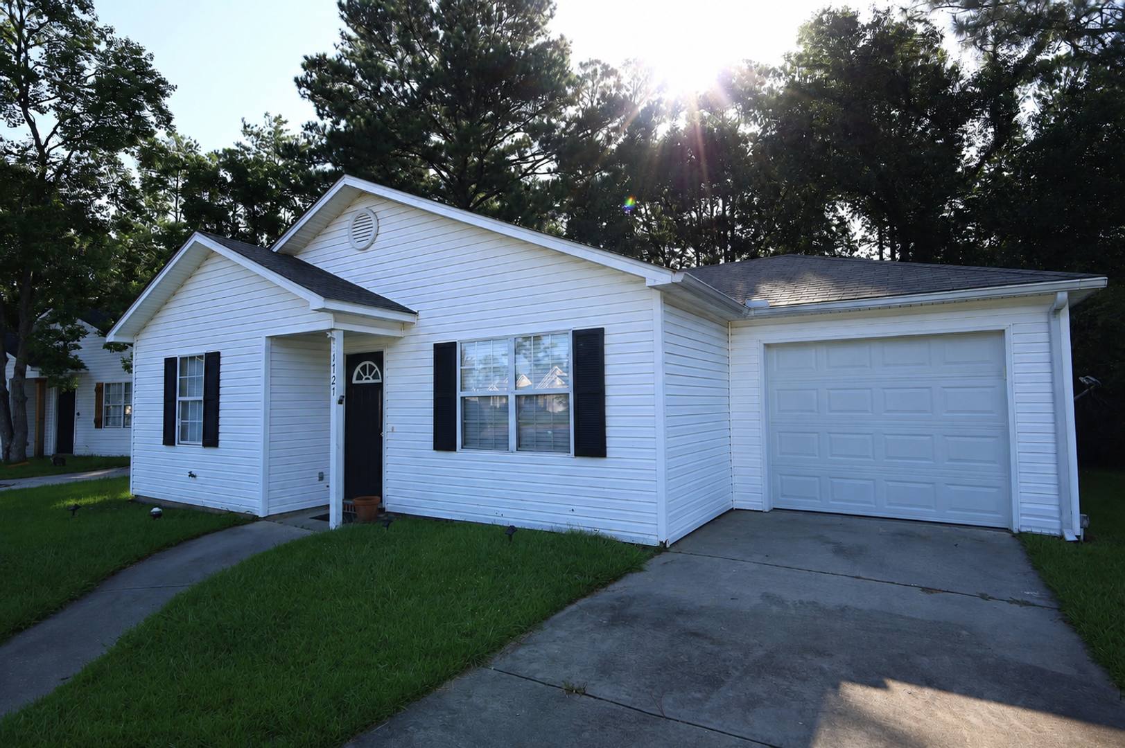 1727 Largo Circle – photo 1