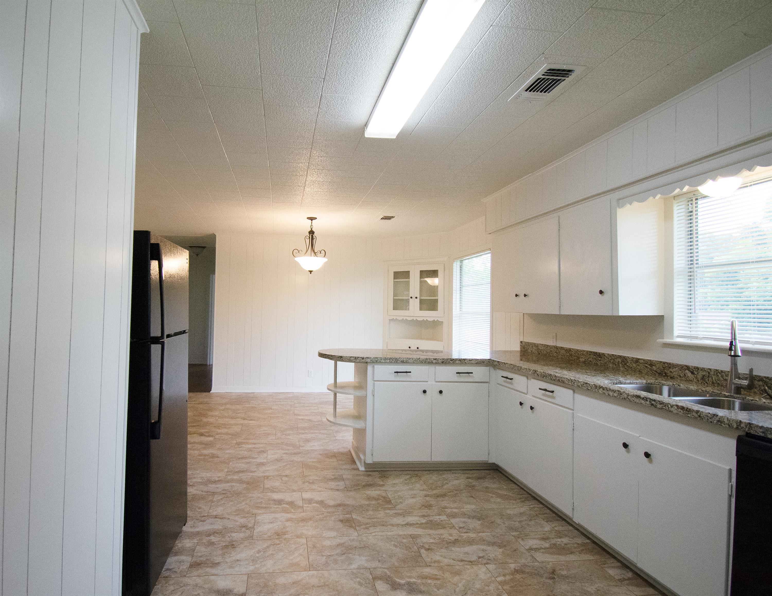 601 Atlow Drive – photo 4