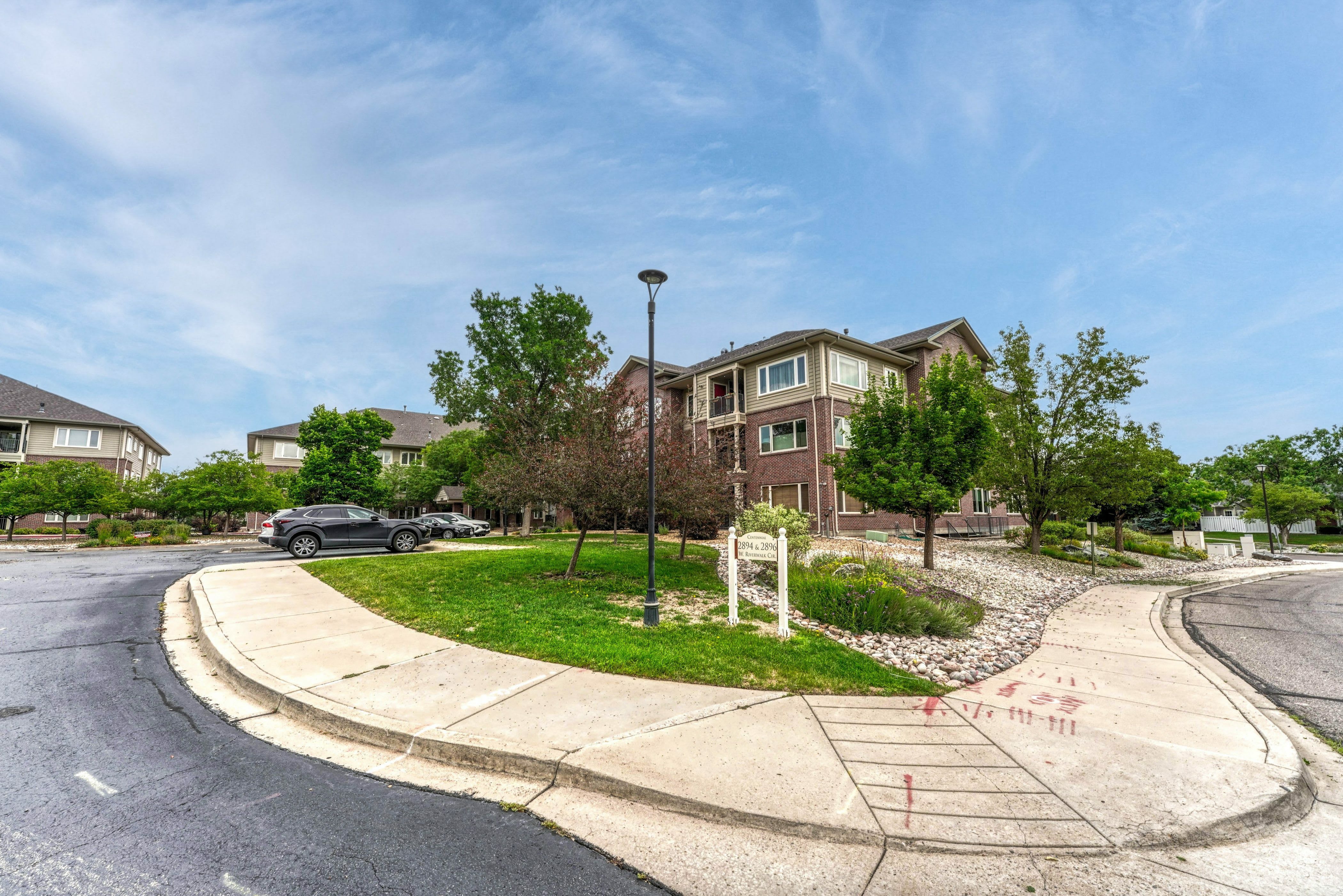 2896 West Riverwalk Circle – photo 3