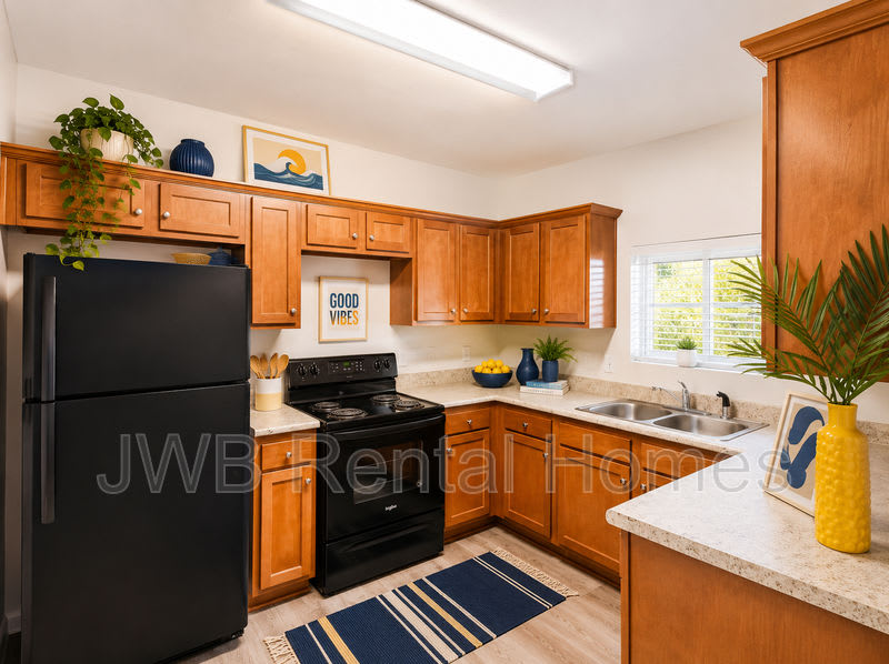 1265 31st St W – photo 3