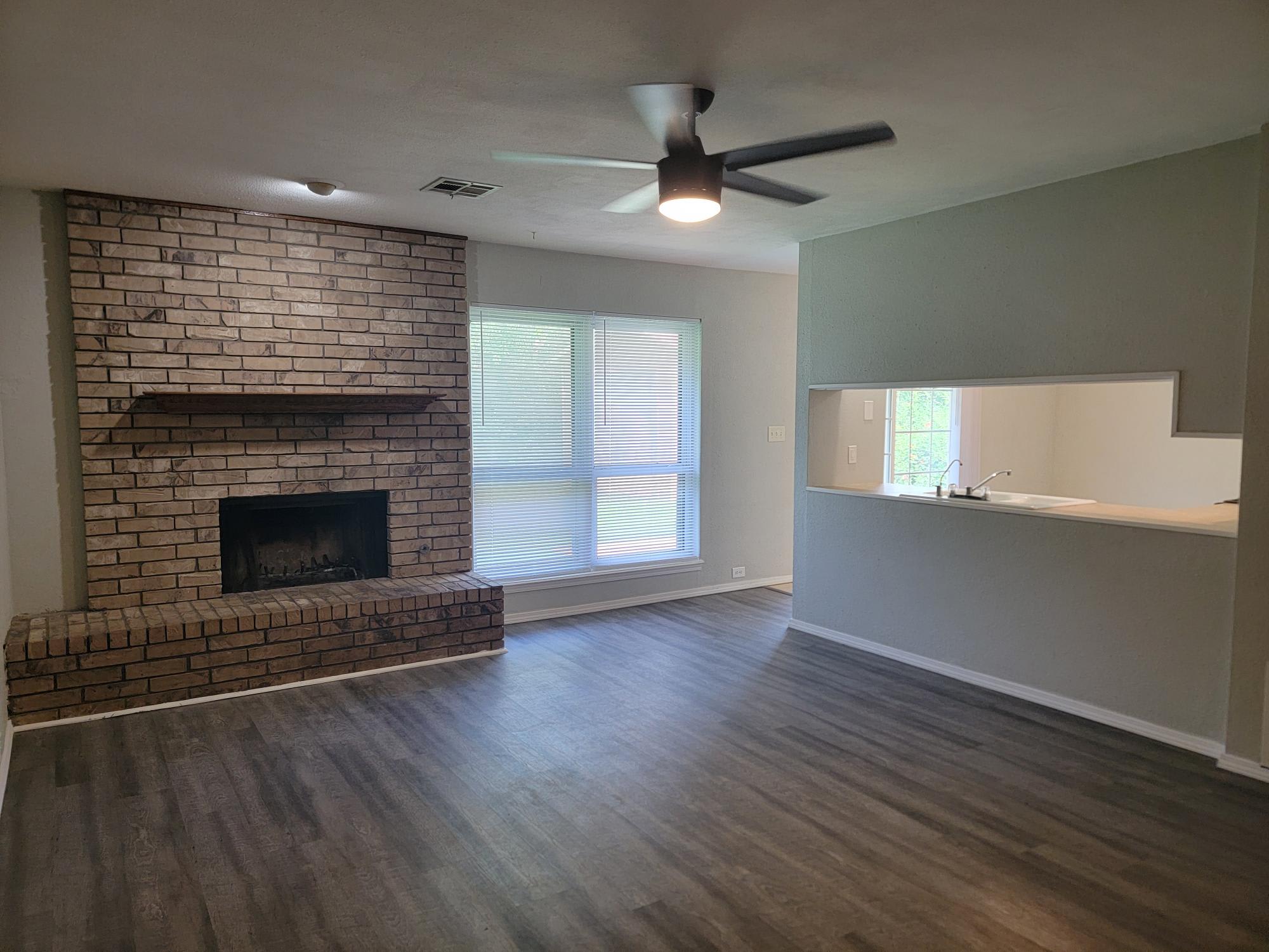 2817 Franklin Drive – photo 2
