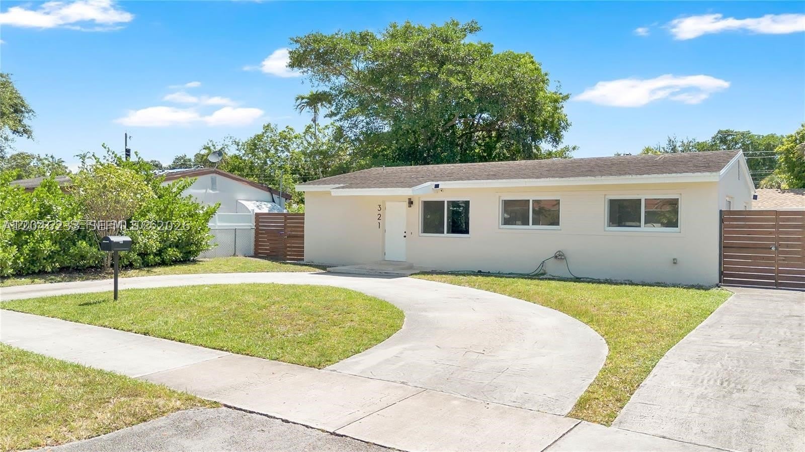 321 NW 56th Ave – photo 5