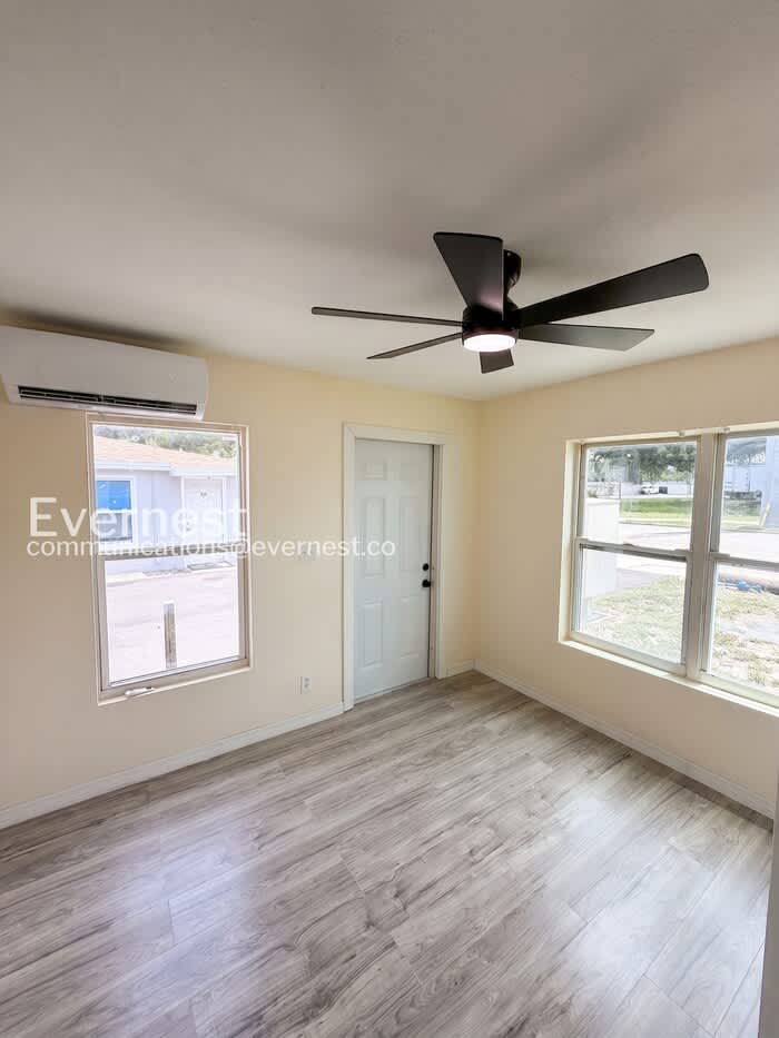 5680 28th Street North – photo 3