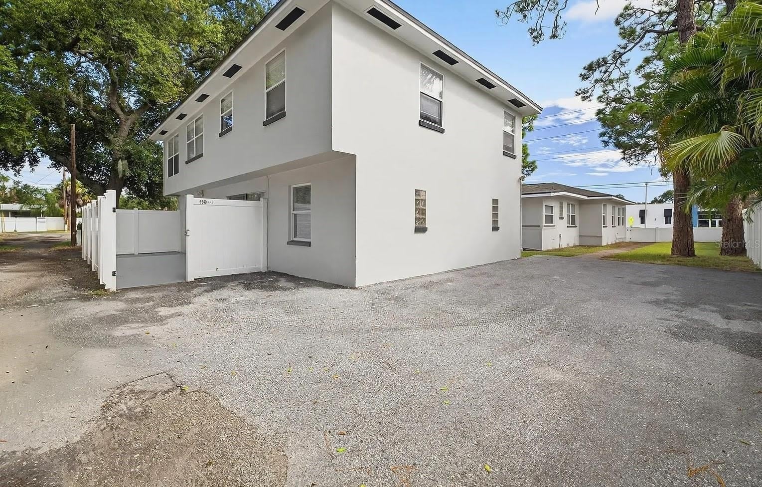 5517 Gulfport Boulevard S – photo 1