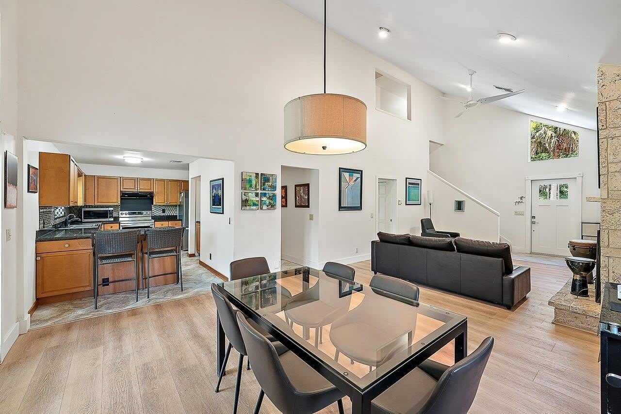 15629 95TH Avenue N – photo 3