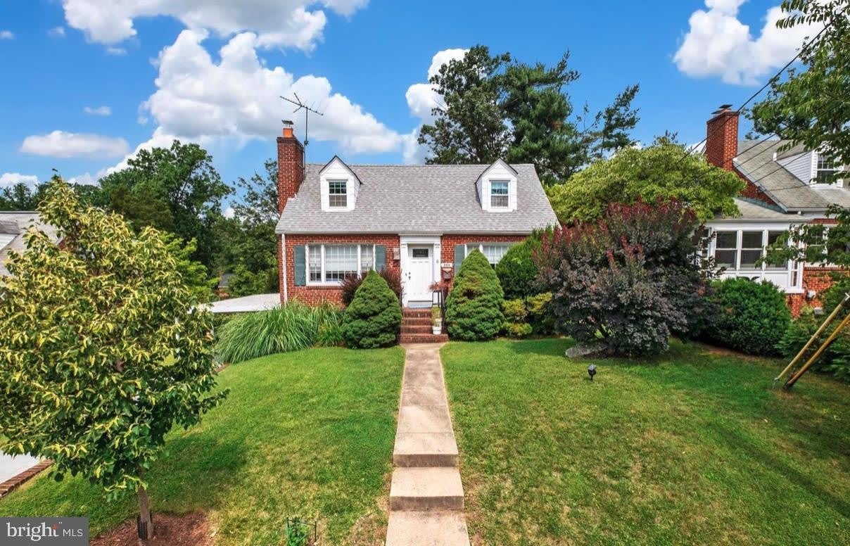 9504 MILSTEAD Drive – photo 1