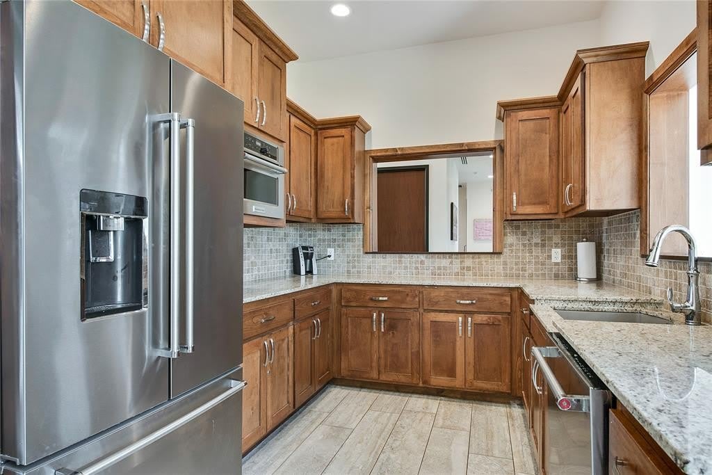 205 N Geary Avenue – photo 2