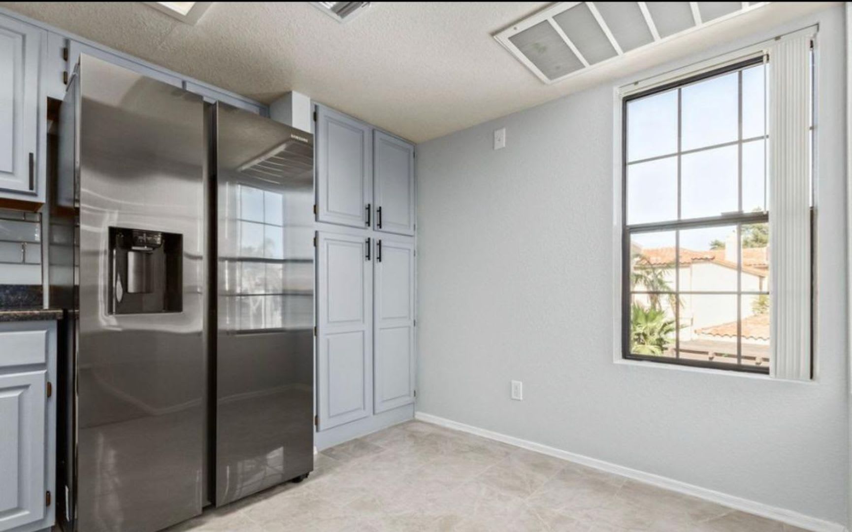 Beautiful Scottsdale Condo with Pool Views! – photo 5