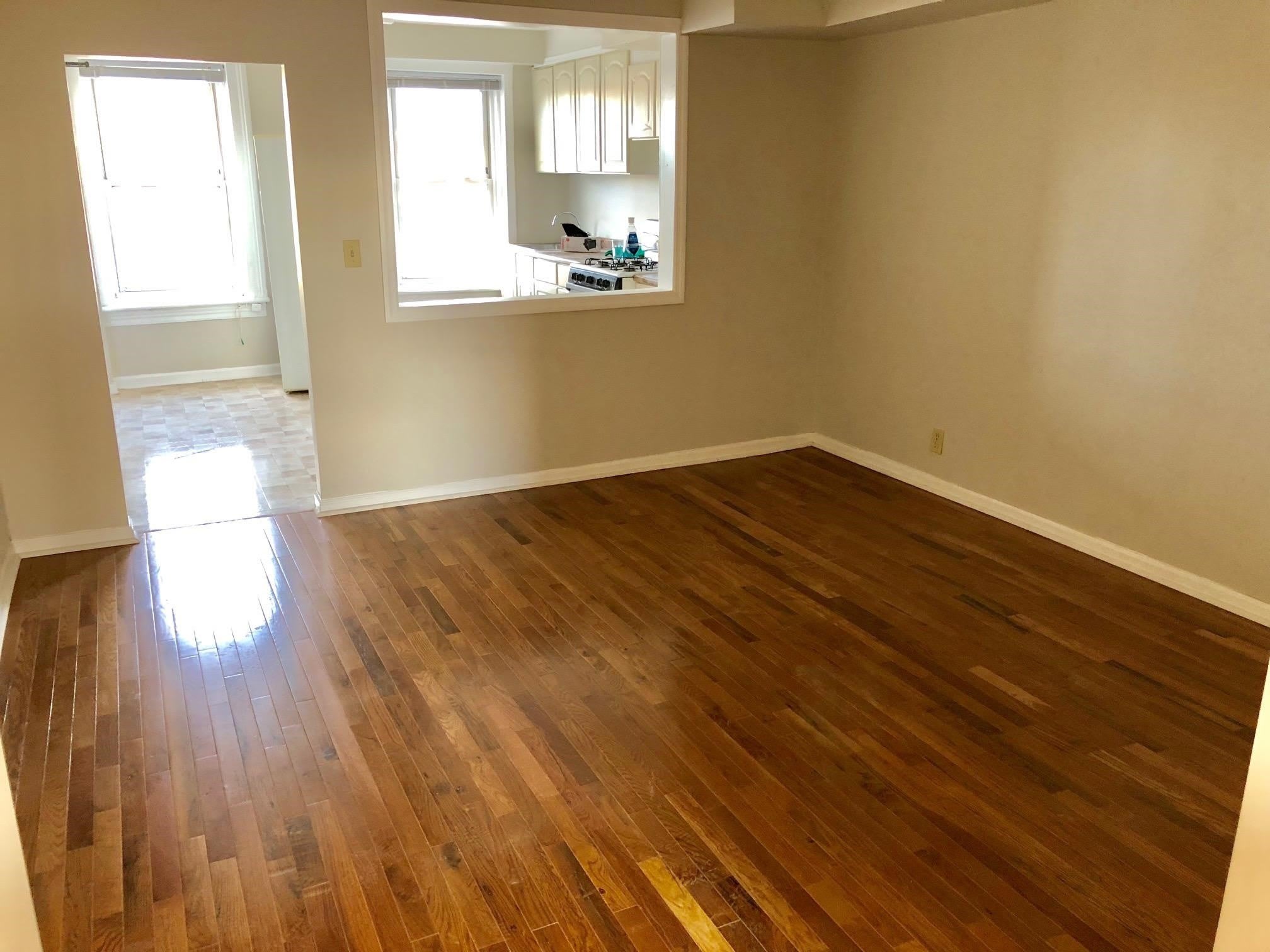 264 NEWARK AVE – photo 3