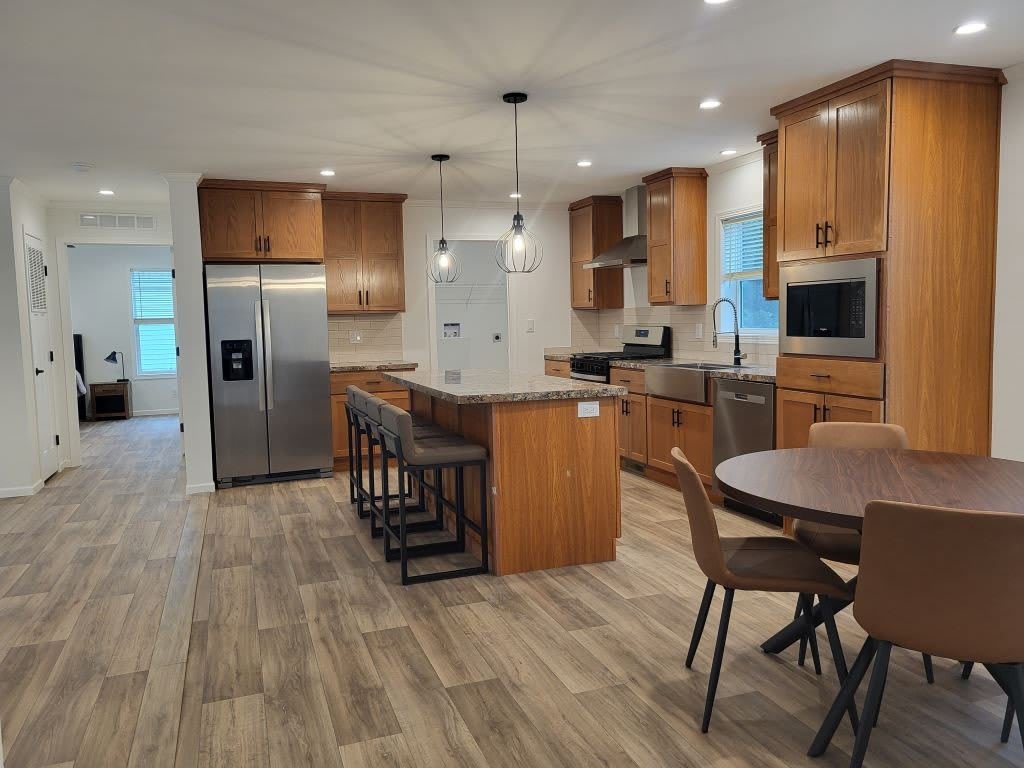 7801 88Th Ave – photo 2