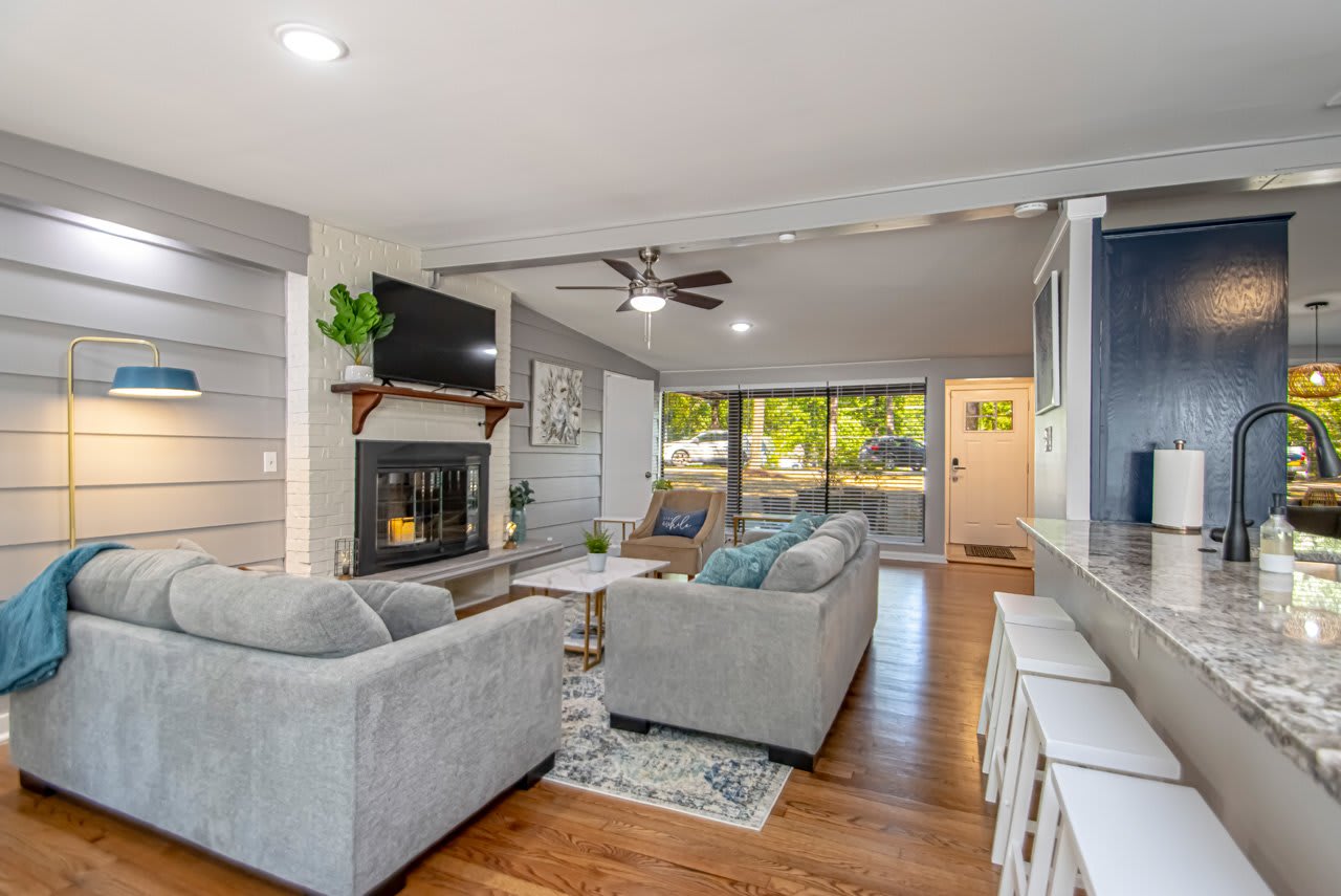 1425 Southeastern Ave – photo 3