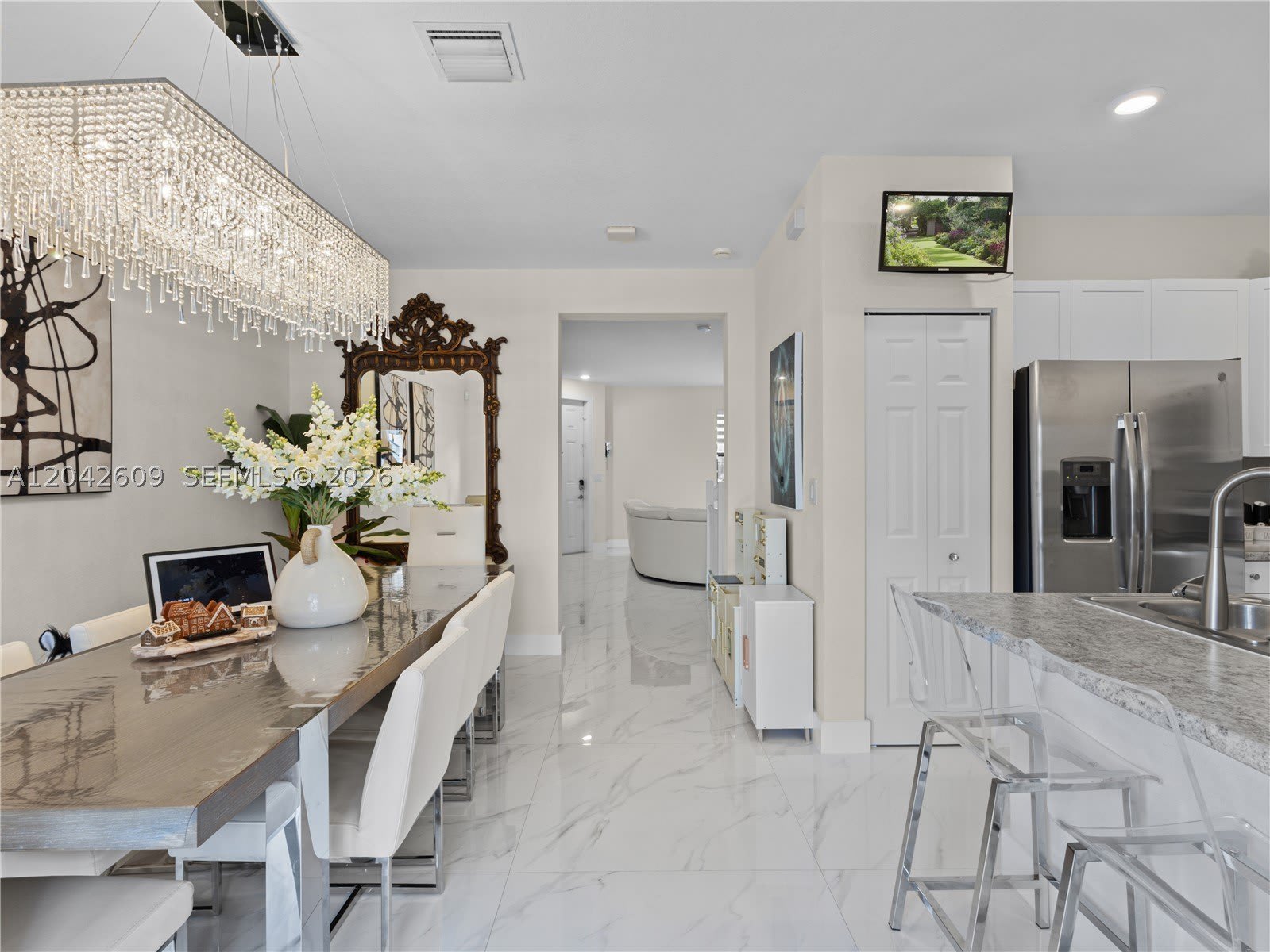 3347 W 106Th Ter – photo 3