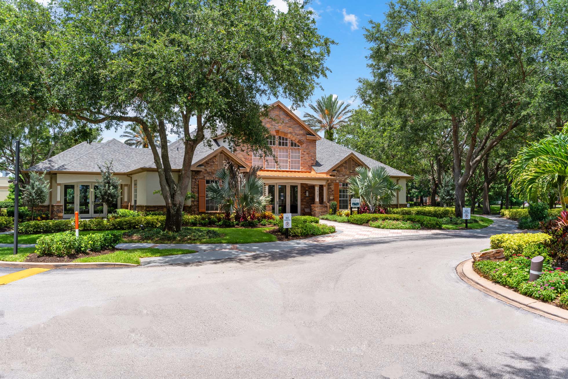 The Monaco at Waterford Lakes – photo 5